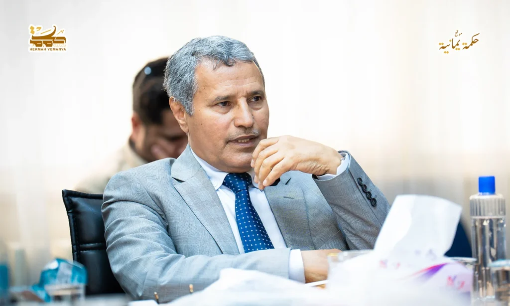 ندوة نقاشية حول كتاب على التخوم 8 ندوة نقاشية حول كتاب «على التخوم»